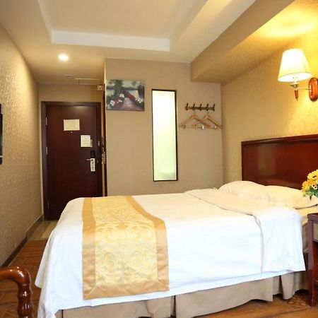 Greentree Inn Heilongjiang Harbin Zhongyang Street Business Hotel 외부 사진